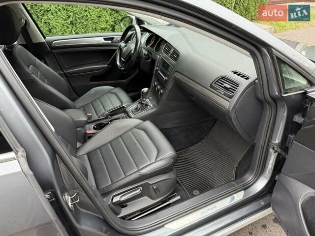 Серый Фольксваген Гольф, объемом двигателя 1.8 л и пробегом 199 тыс. км за 12200 $, фото 37 на Automoto.ua