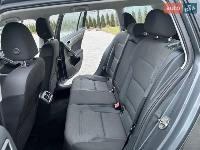 Серый Фольксваген Гольф, объемом двигателя 1.8 л и пробегом 160 тыс. км за 9600 $, фото 9 на Automoto.ua