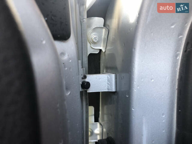 Сірий Фольксваген Гольф, об'ємом двигуна 1.8 л та пробігом 110 тис. км за 13200 $, фото 18 на Automoto.ua