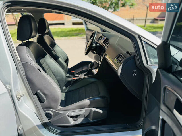 Серый Фольксваген Гольф, объемом двигателя 1.97 л и пробегом 92 тыс. км за 13300 $, фото 11 на Automoto.ua