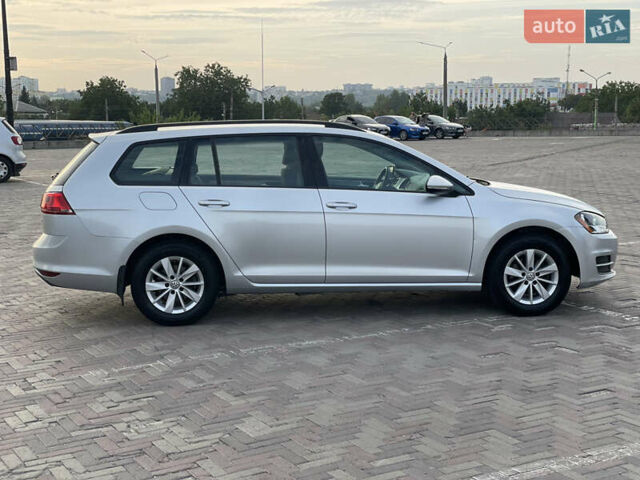 Серый Фольксваген Гольф, объемом двигателя 1.8 л и пробегом 80 тыс. км за 10500 $, фото 3 на Automoto.ua