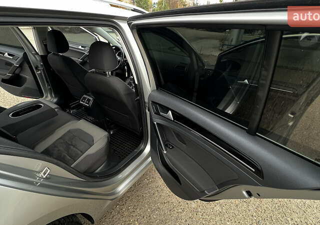 Серый Фольксваген Гольф, объемом двигателя 1.97 л и пробегом 300 тыс. км за 10700 $, фото 46 на Automoto.ua