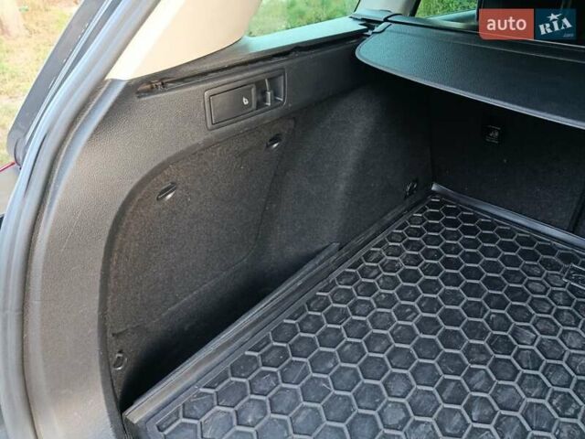 Серый Фольксваген Гольф, объемом двигателя 1.6 л и пробегом 331 тыс. км за 10900 $, фото 20 на Automoto.ua