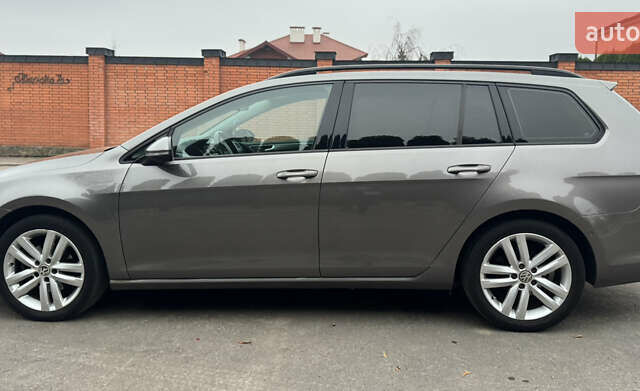 Серый Фольксваген Гольф, объемом двигателя 1.6 л и пробегом 247 тыс. км за 10800 $, фото 1 на Automoto.ua