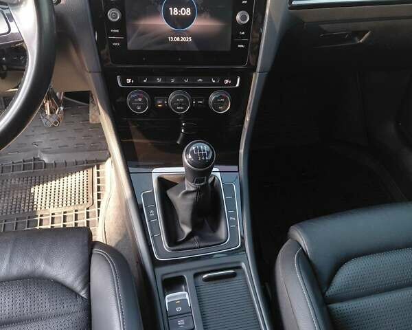 Сірий Фольксваген Гольф, об'ємом двигуна 1.97 л та пробігом 236 тис. км за 16000 $, фото 8 на Automoto.ua