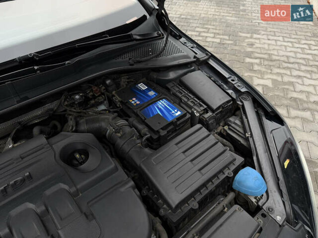 Серый Фольксваген Гольф, объемом двигателя 1.97 л и пробегом 330 тыс. км за 14000 $, фото 11 на Automoto.ua