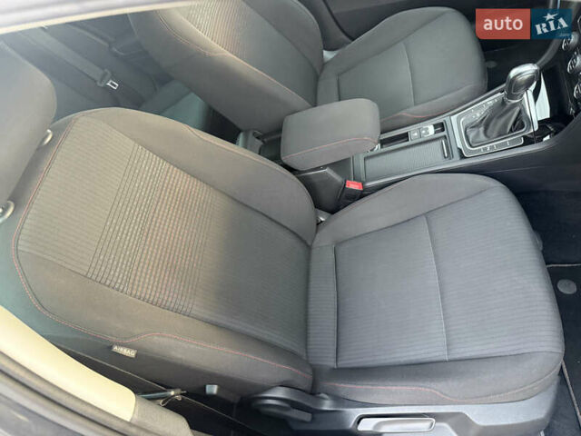 Серый Фольксваген Гольф, объемом двигателя 1.6 л и пробегом 221 тыс. км за 13950 $, фото 45 на Automoto.ua