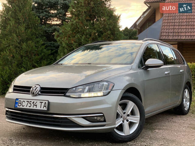 Фольксваген Гольф 2017 в Дрогобыче на Automoto.ua Серый Фольксваген Гольф, объемом двигателя 1.8 л и пробегом 108 тыс. км за 12500 $, фото 1 на Automoto.ua