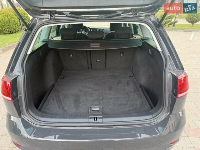 Серый Фольксваген Гольф, объемом двигателя 1.6 л и пробегом 221 тыс. км за 13950 $, фото 57 на Automoto.ua