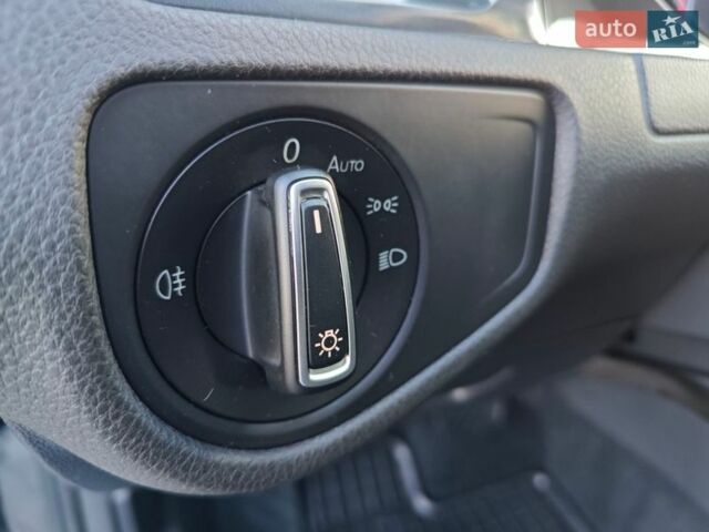 Серый Фольксваген Гольф, объемом двигателя 1.6 л и пробегом 190 тыс. км за 14200 $, фото 48 на Automoto.ua