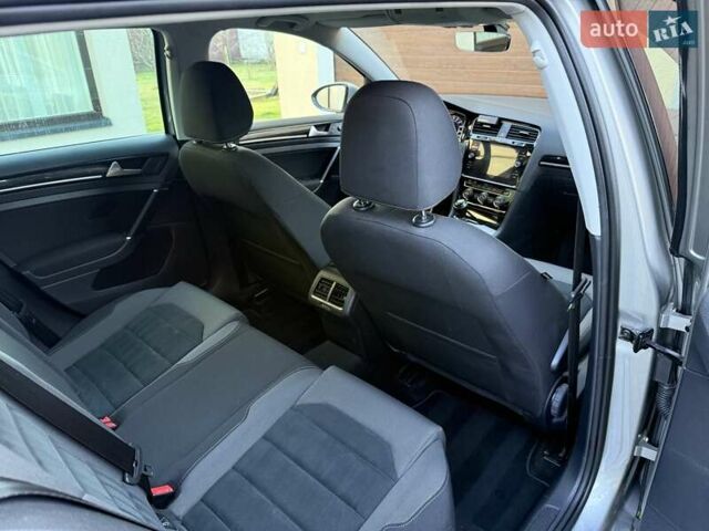 Сірий Фольксваген Гольф, об'ємом двигуна 1.6 л та пробігом 286 тис. км за 15000 $, фото 33 на Automoto.ua