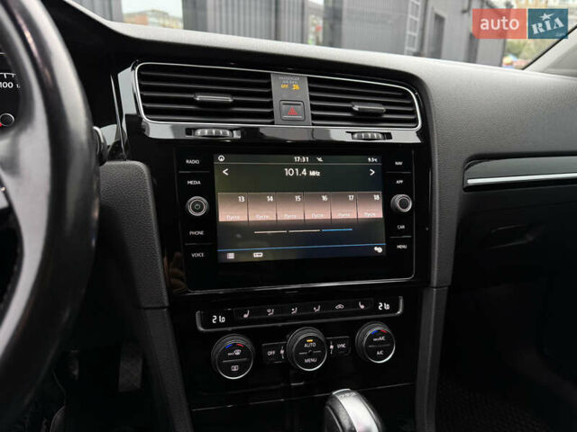 Серый Фольксваген Гольф, объемом двигателя 1.97 л и пробегом 328 тыс. км за 15600 $, фото 31 на Automoto.ua