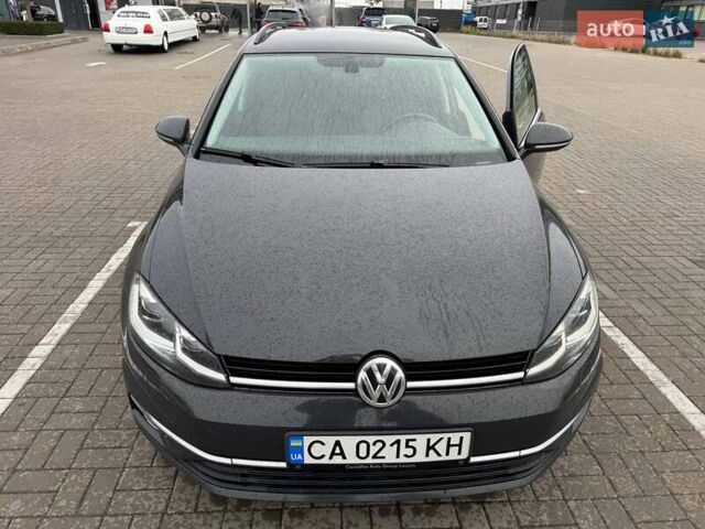 Серый Фольксваген Гольф, объемом двигателя 2 л и пробегом 246 тыс. км за 13500 $, фото 3 на Automoto.ua
