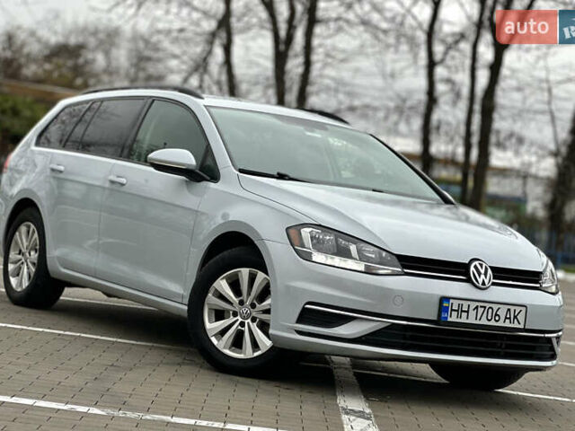 Серый Фольксваген Гольф, объемом двигателя 1.8 л и пробегом 100 тыс. км за 12700 $, фото 7 на Automoto.ua