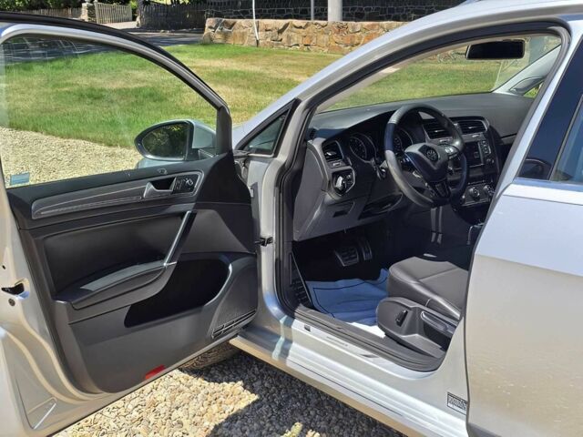 Серый Фольксваген Гольф, объемом двигателя 1.8 л и пробегом 67 тыс. км за 8000 $, фото 7 на Automoto.ua