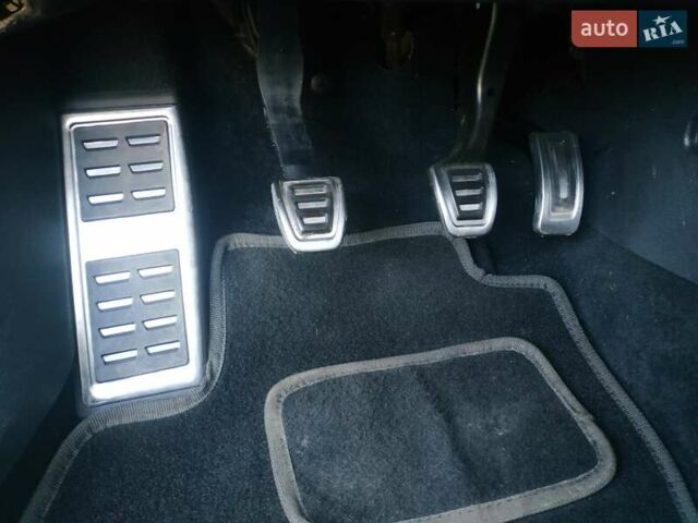 Серый Фольксваген Гольф, объемом двигателя 1.6 л и пробегом 290 тыс. км за 11699 $, фото 18 на Automoto.ua