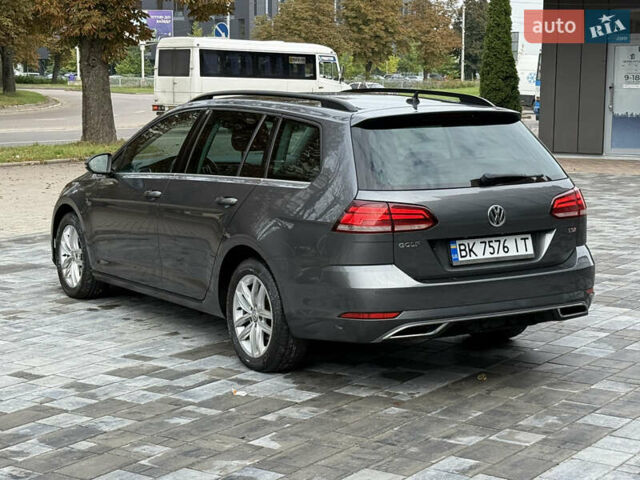 Серый Фольксваген Гольф, объемом двигателя 1.6 л и пробегом 253 тыс. км за 12700 $, фото 22 на Automoto.ua