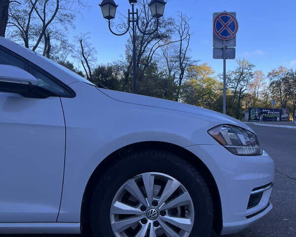 Сірий Фольксваген Гольф, об'ємом двигуна 1.8 л та пробігом 137 тис. км за 13500 $, фото 13 на Automoto.ua