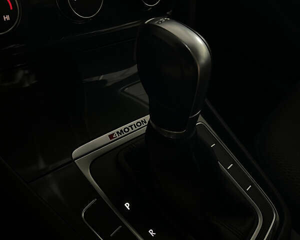 Серый Фольксваген Гольф, объемом двигателя 1.8 л и пробегом 73 тыс. км за 11000 $, фото 13 на Automoto.ua