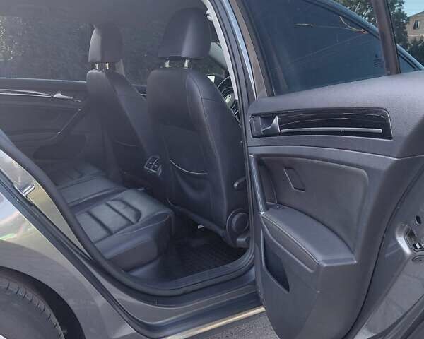 Сірий Фольксваген Гольф, об'ємом двигуна 1.97 л та пробігом 236 тис. км за 16000 $, фото 14 на Automoto.ua