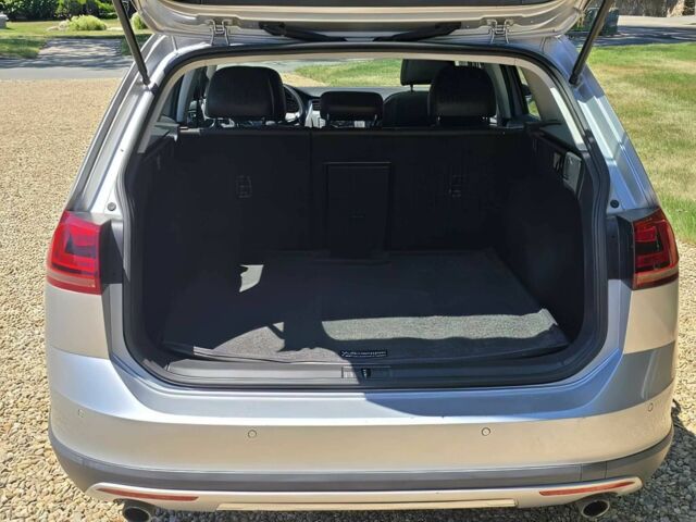 Серый Фольксваген Гольф, объемом двигателя 1.8 л и пробегом 52 тыс. км за 8800 $, фото 11 на Automoto.ua