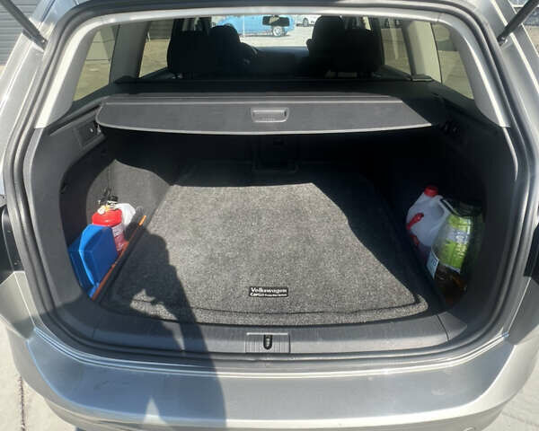 Серый Фольксваген Гольф, объемом двигателя 1.8 л и пробегом 105 тыс. км за 12800 $, фото 26 на Automoto.ua