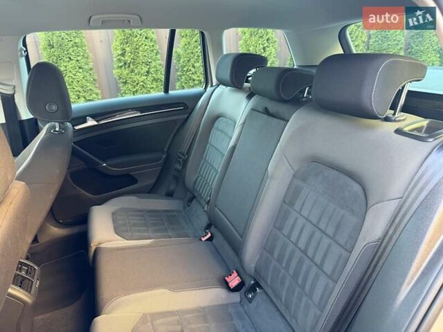 Сірий Фольксваген Гольф, об'ємом двигуна 1.6 л та пробігом 286 тис. км за 15000 $, фото 32 на Automoto.ua