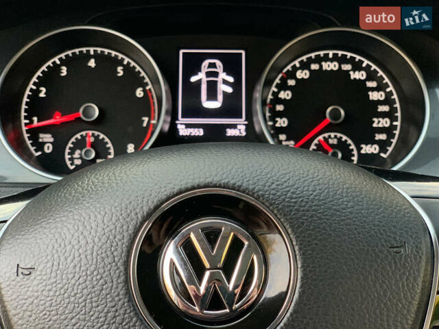 Фольксваген Гольф 2017 в Дрогобыче на Automoto.ua Серый Фольксваген Гольф, объемом двигателя 1.8 л и пробегом 108 тыс. км за 12500 $, фото 25 на Automoto.ua