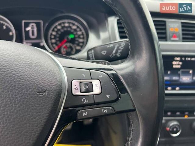 Серый Фольксваген Гольф, объемом двигателя 1.8 л и пробегом 105 тыс. км за 12700 $, фото 14 на Automoto.ua