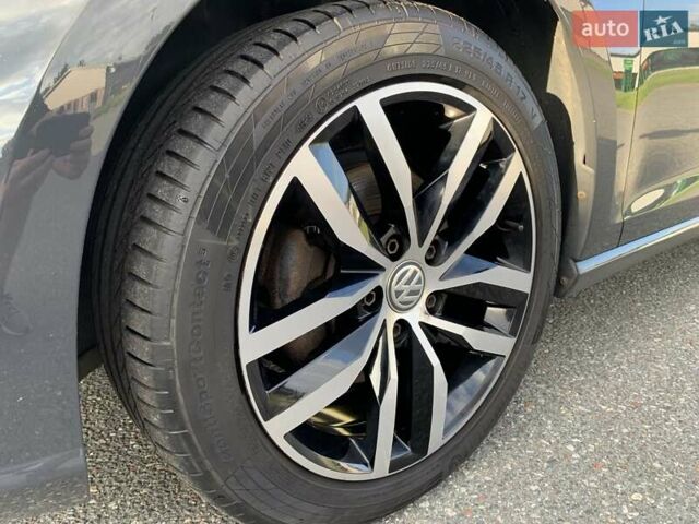 Серый Фольксваген Гольф, объемом двигателя 2 л и пробегом 237 тыс. км за 17999 $, фото 9 на Automoto.ua