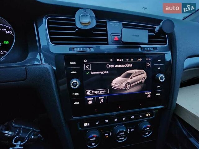 Серый Фольксваген Гольф, объемом двигателя 1.6 л и пробегом 191 тыс. км за 15500 $, фото 19 на Automoto.ua