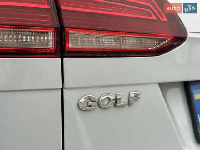 Серый Фольксваген Гольф, объемом двигателя 1.8 л и пробегом 100 тыс. км за 12700 $, фото 26 на Automoto.ua
