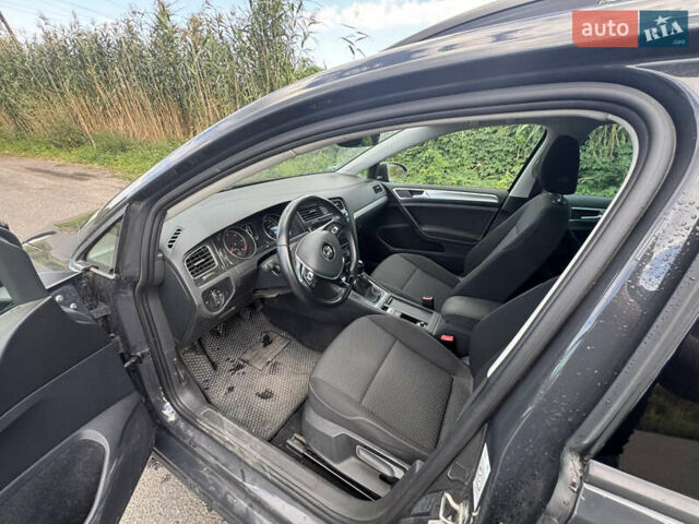 Сірий Фольксваген Гольф, об'ємом двигуна 1.6 л та пробігом 241 тис. км за 11700 $, фото 7 на Automoto.ua