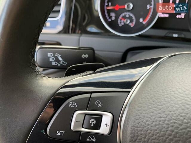 Серый Фольксваген Гольф, объемом двигателя 2 л и пробегом 237 тыс. км за 17999 $, фото 17 на Automoto.ua