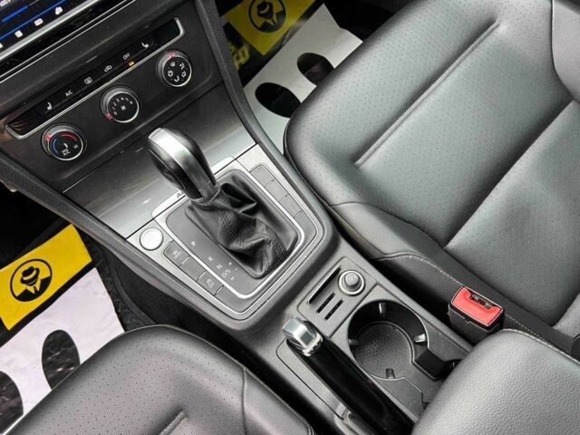 Сірий Фольксваген Гольф, об'ємом двигуна 1.8 л та пробігом 105 тис. км за 12700 $, фото 16 на Automoto.ua