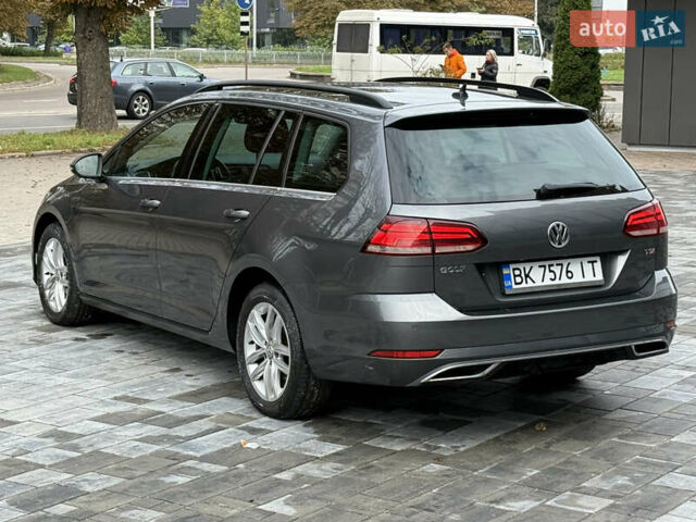 Серый Фольксваген Гольф, объемом двигателя 1.6 л и пробегом 253 тыс. км за 13300 $, фото 8 на Automoto.ua
