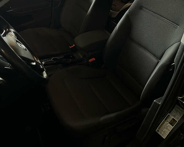 Серый Фольксваген Гольф, объемом двигателя 1.8 л и пробегом 73 тыс. км за 11000 $, фото 17 на Automoto.ua