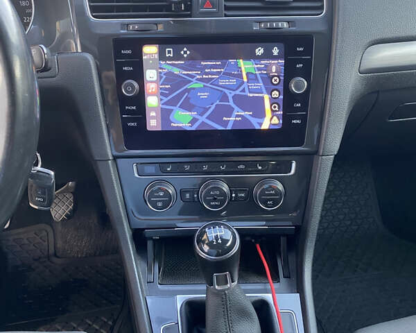 Сірий Фольксваген Гольф, об'ємом двигуна 1.6 л та пробігом 364 тис. км за 11000 $, фото 11 на Automoto.ua