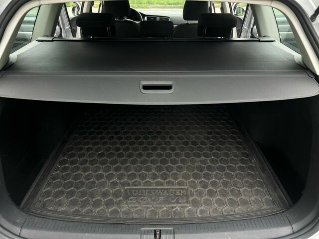 Сірий Фольксваген Гольф, об'ємом двигуна 1.6 л та пробігом 237 тис. км за 10900 $, фото 8 на Automoto.ua