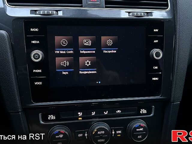 Серый Фольксваген Гольф, объемом двигателя 1.6 л и пробегом 210 тыс. км за 14500 $, фото 10 на Automoto.ua