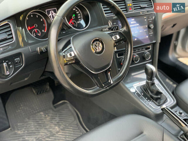 Фольксваген Гольф 2017 в Дрогобыче на Automoto.ua Серый Фольксваген Гольф, объемом двигателя 1.8 л и пробегом 108 тыс. км за 12500 $, фото 27 на Automoto.ua
