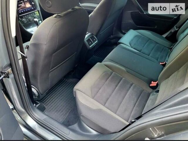 Серый Фольксваген Гольф, объемом двигателя 1.6 л и пробегом 368 тыс. км за 14300 $, фото 17 на Automoto.ua