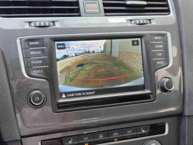 Сірий Фольксваген Гольф, об'ємом двигуна 1.8 л та пробігом 100 тис. км за 7500 $, фото 10 на Automoto.ua