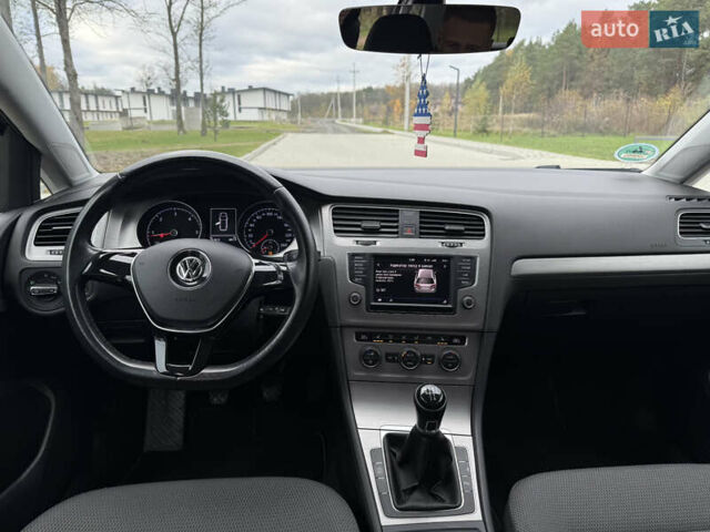 Серый Фольксваген Гольф, объемом двигателя 1.6 л и пробегом 262 тыс. км за 11000 $, фото 18 на Automoto.ua