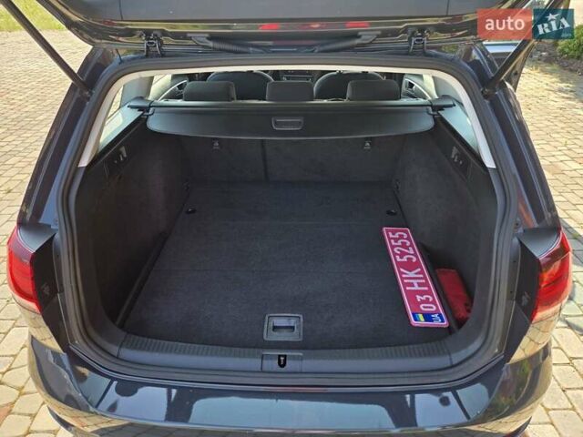 Серый Фольксваген Гольф, объемом двигателя 1.6 л и пробегом 238 тыс. км за 11200 $, фото 26 на Automoto.ua