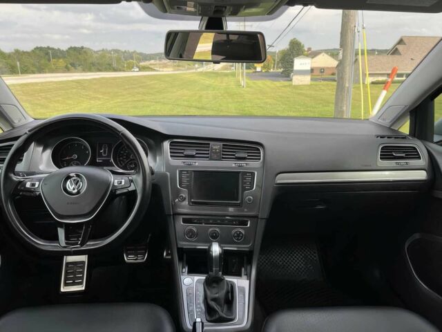 Серый Фольксваген Гольф, объемом двигателя 1.8 л и пробегом 50 тыс. км за 8000 $, фото 15 на Automoto.ua