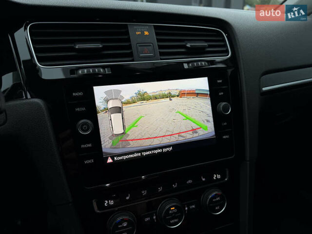 Серый Фольксваген Гольф, объемом двигателя 1.97 л и пробегом 328 тыс. км за 15600 $, фото 30 на Automoto.ua