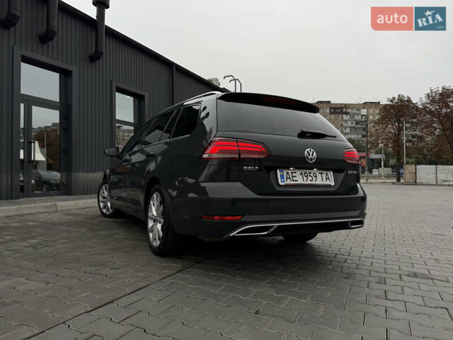 Серый Фольксваген Гольф, объемом двигателя 1.97 л и пробегом 328 тыс. км за 15600 $, фото 18 на Automoto.ua