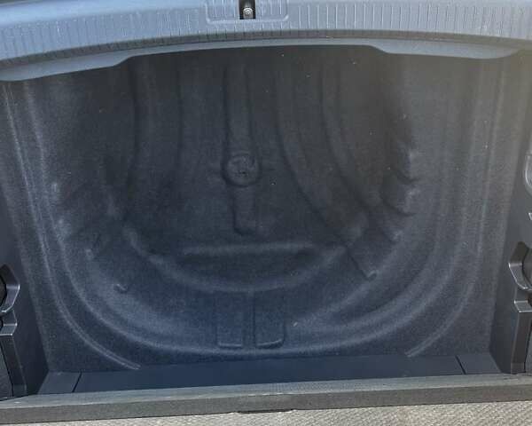 Сірий Фольксваген Гольф, об'ємом двигуна 1.6 л та пробігом 214 тис. км за 13000 $, фото 8 на Automoto.ua