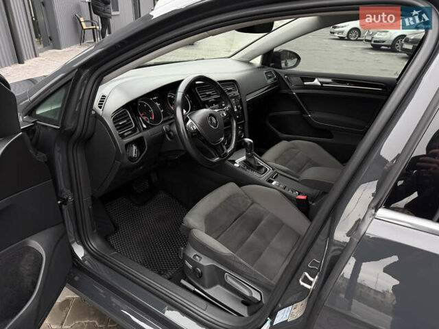 Серый Фольксваген Гольф, объемом двигателя 1.97 л и пробегом 328 тыс. км за 15600 $, фото 25 на Automoto.ua